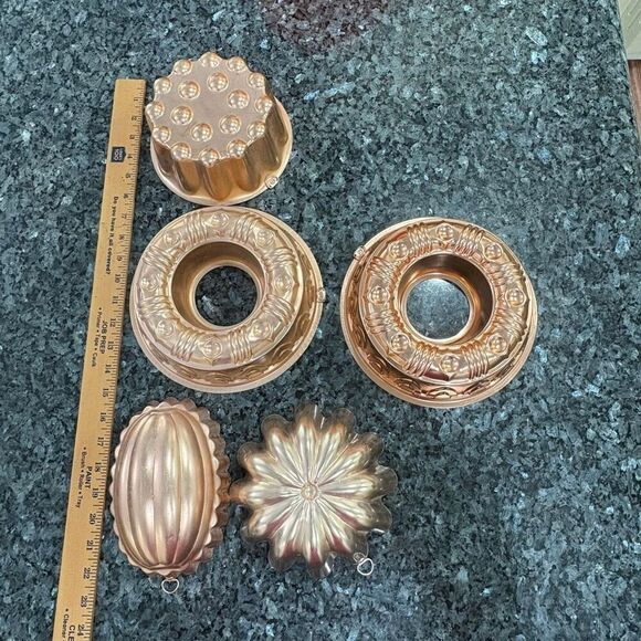 Set of 5 Vintage Copper & Aluminum Wall Molds – Kitchen Decor - Picture 7 of 9